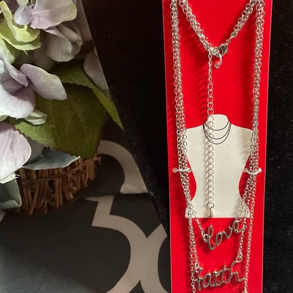 “Love Faith Peace” Multi-length Holiday Necklace NWT Silvertone - Picture 4 of 4